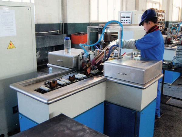 Xưởng sản xuất